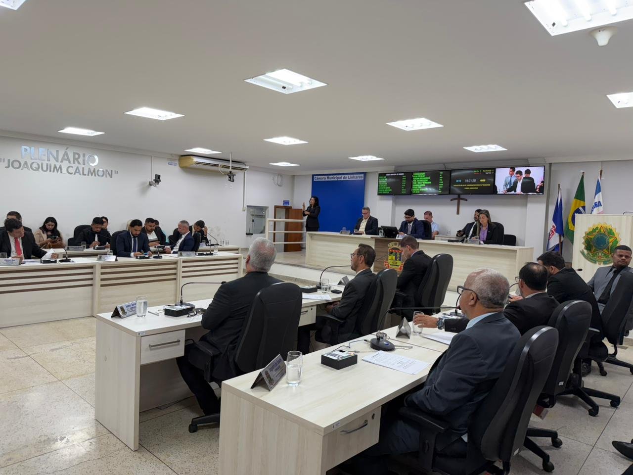 NOTÍCIA: Câmara de Linhares aprova ampliação de profissionais para educação inclusiva 
